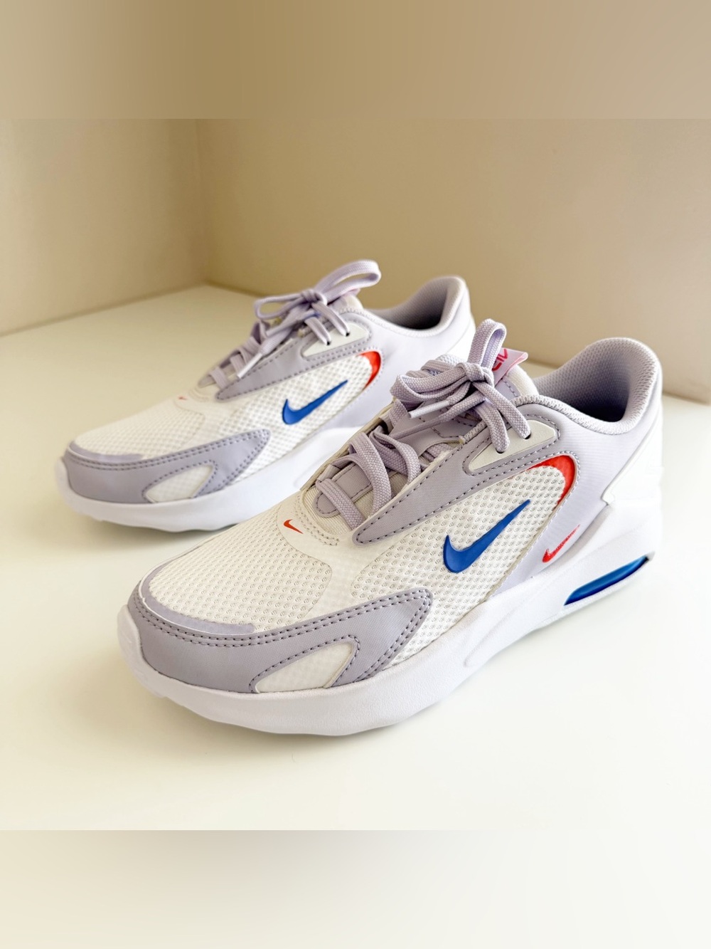 Nike Air Max Bolt sneakers in the "Pure Violet Sapphire" colorway size 8 women’s